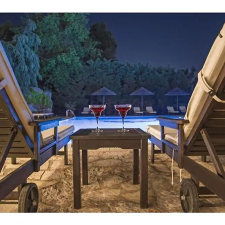 Corfu Club Maisonette 4 Hotel de apartamente