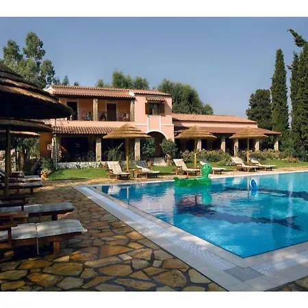 Corfu Club Maisonette 4 Aparthotel *